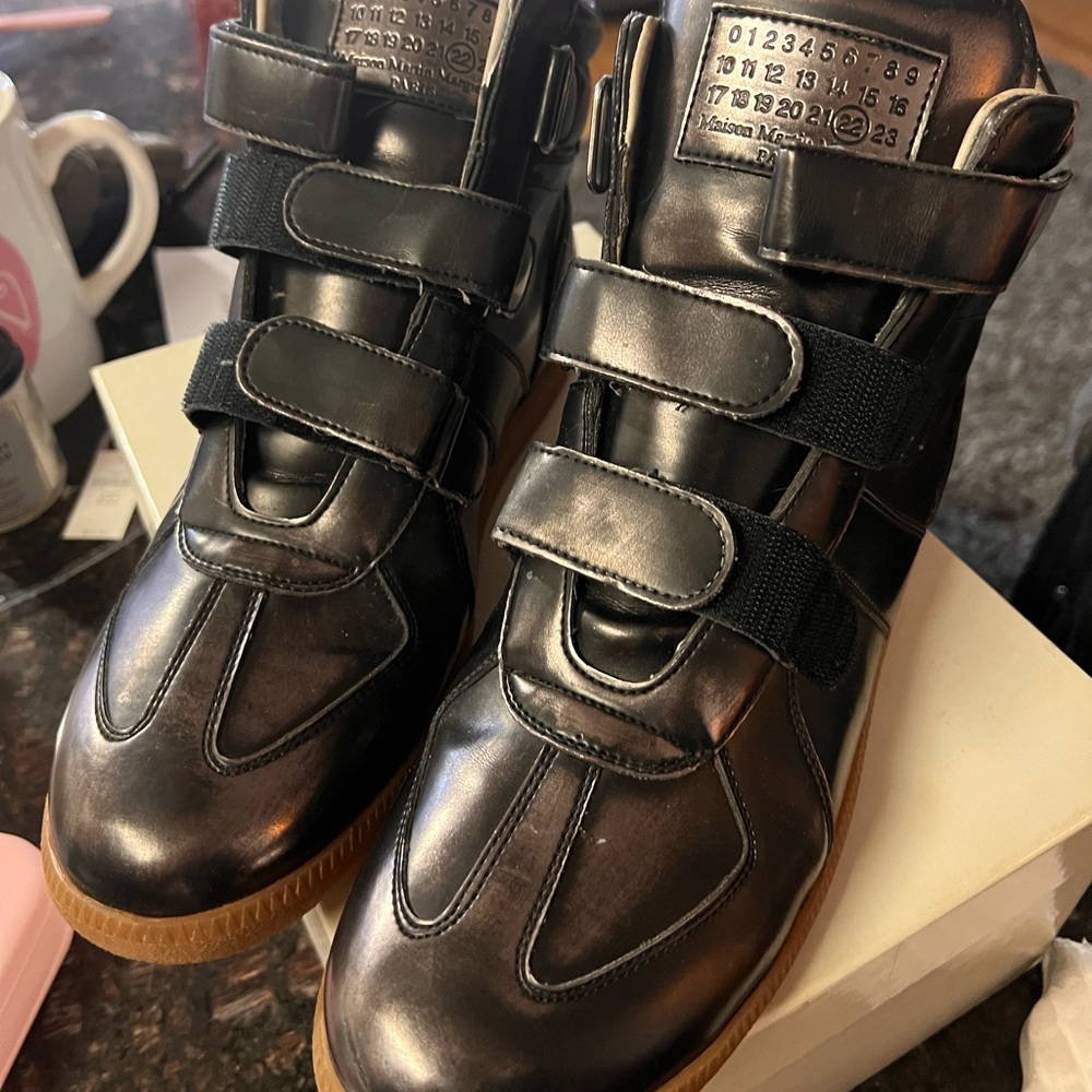 Mason Martin Margiela  high top sneaker sz 46